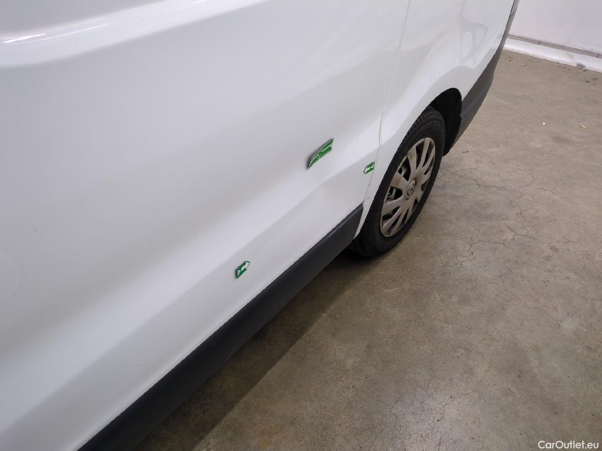  Renault  Trafic RENAULT  / 2019 / 4P / Fourgon tole NV FG GCF L1H1 1000 dCi 120 #37