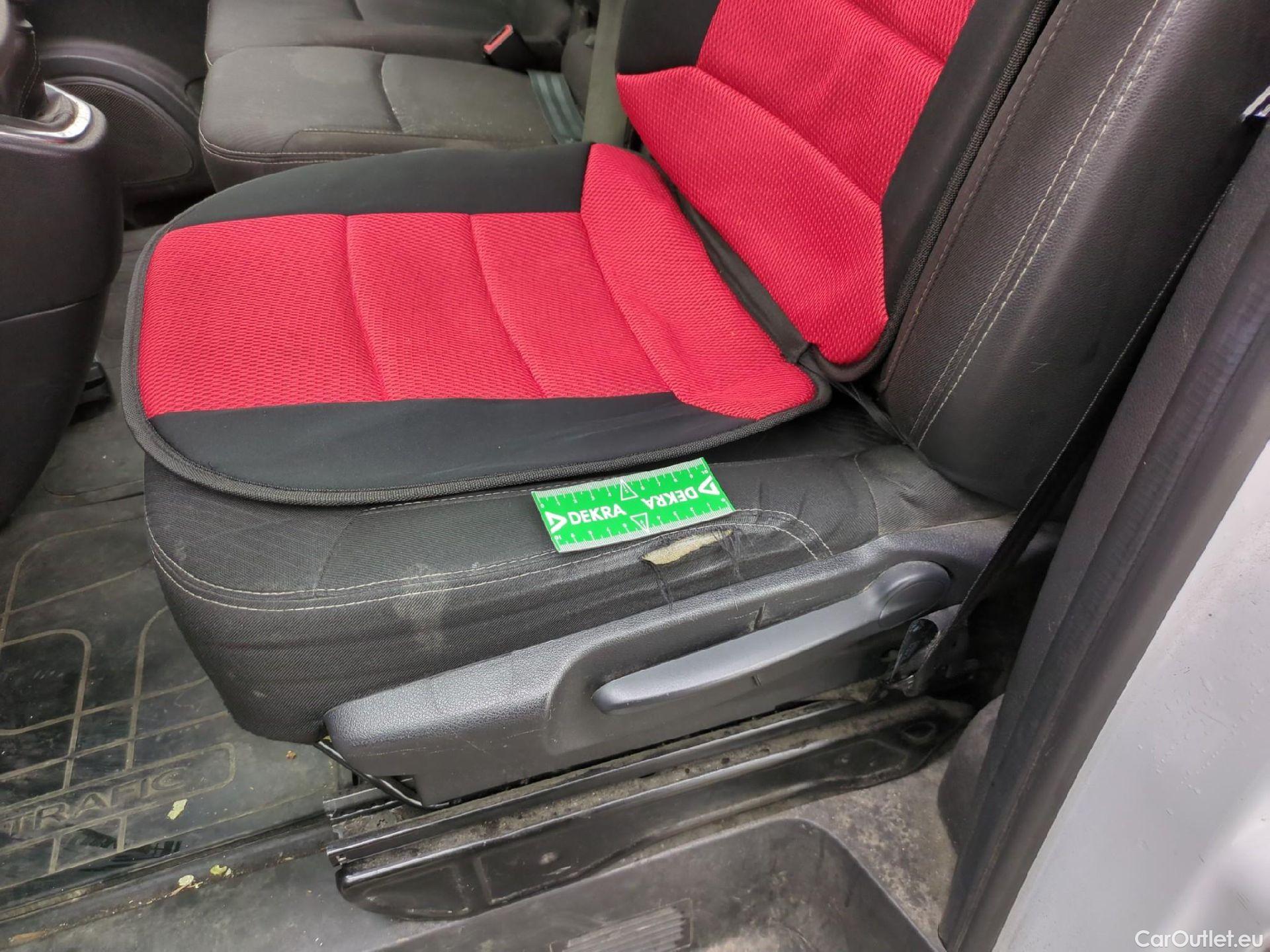  Renault  Trafic RENAULT  / 2019 / 4P / Fourgon tole NV FG GCF L1H1 1000 dCi 120 #3