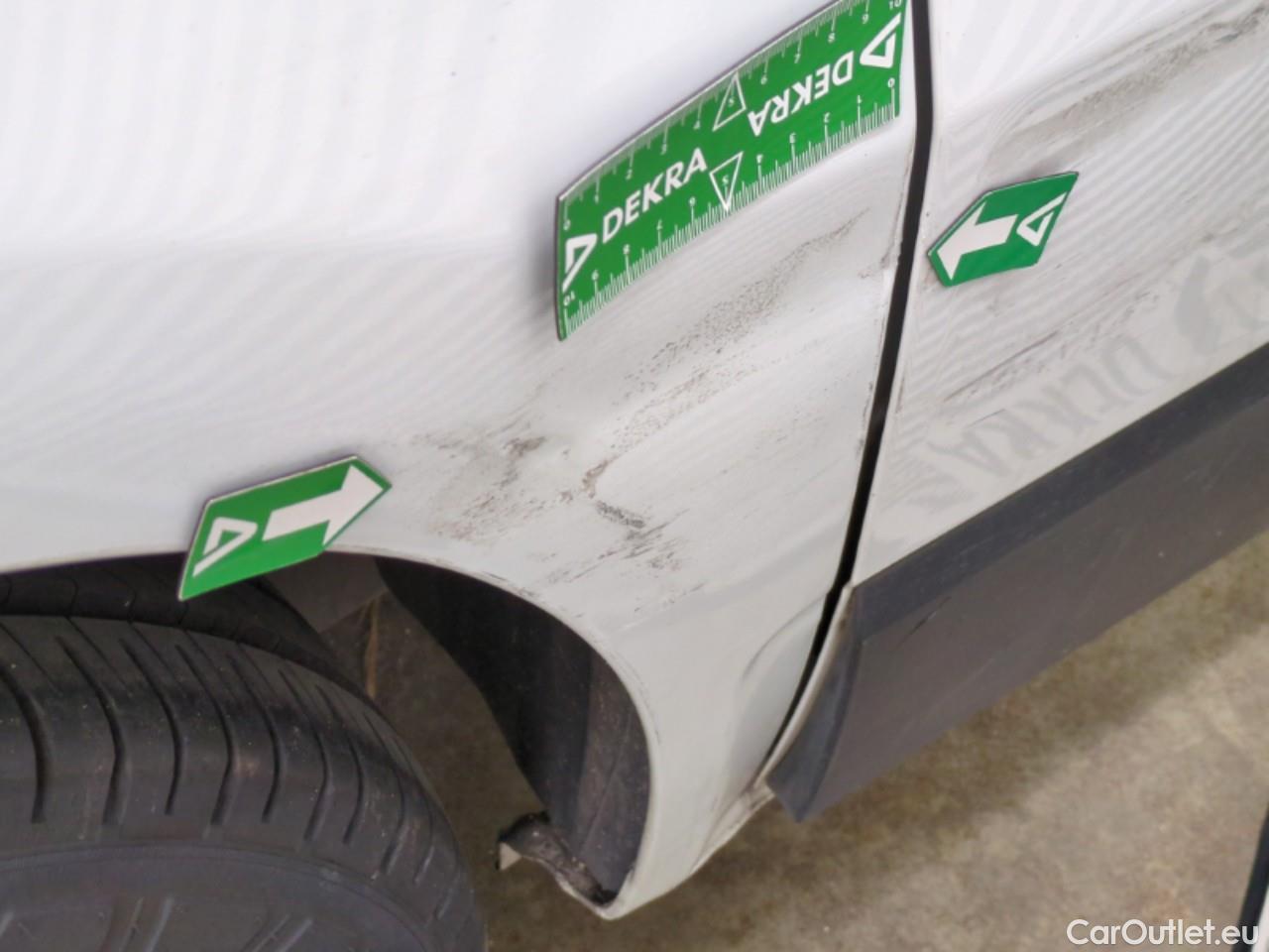  Renault  Trafic RENAULT  / 2019 / 4P / Fourgon tole NV FG GCF L1H1 1000 dCi 120 #16