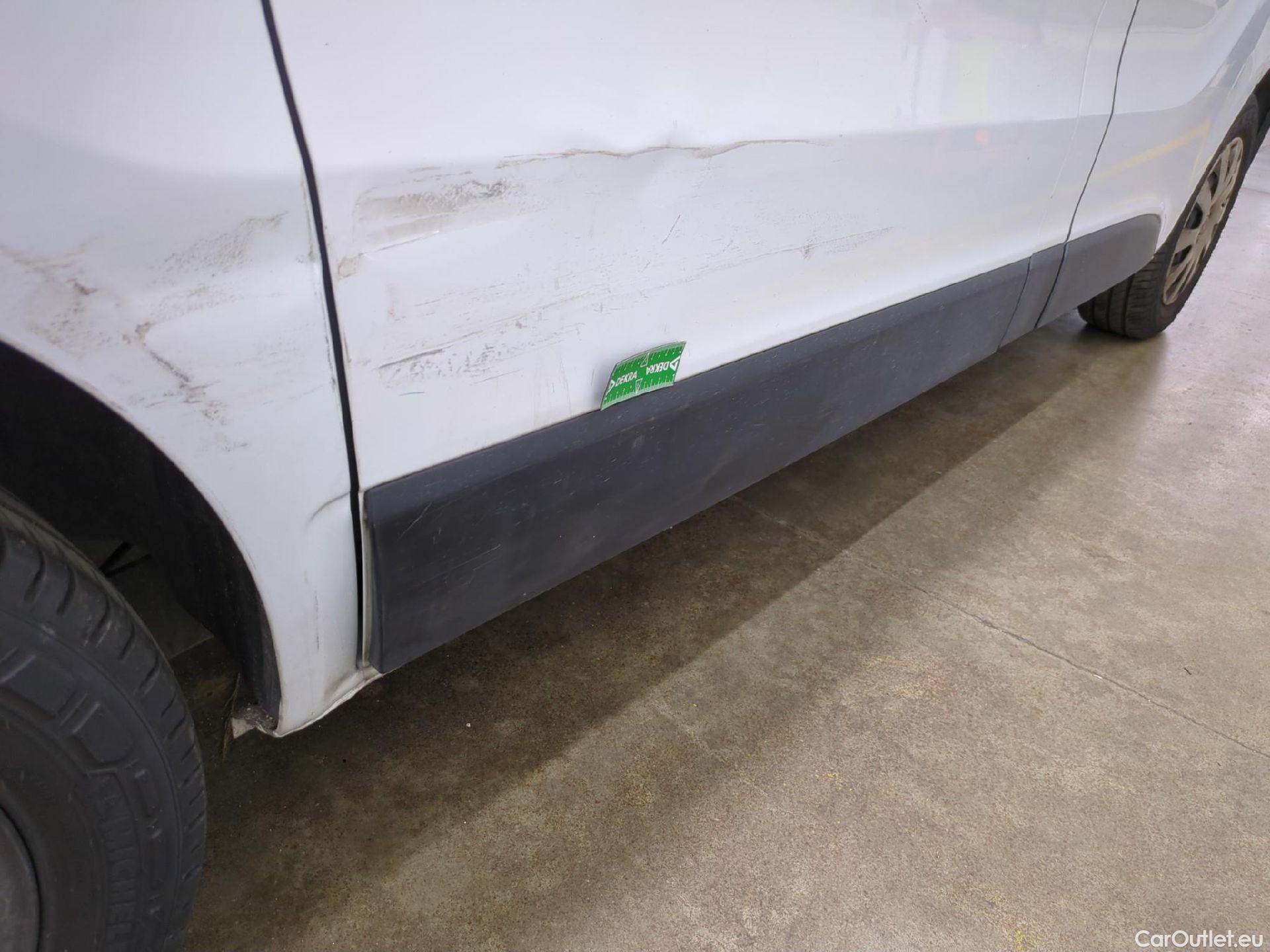  Renault  Trafic RENAULT  / 2019 / 4P / Fourgon tole NV FG GCF L1H1 1000 dCi 120 #21