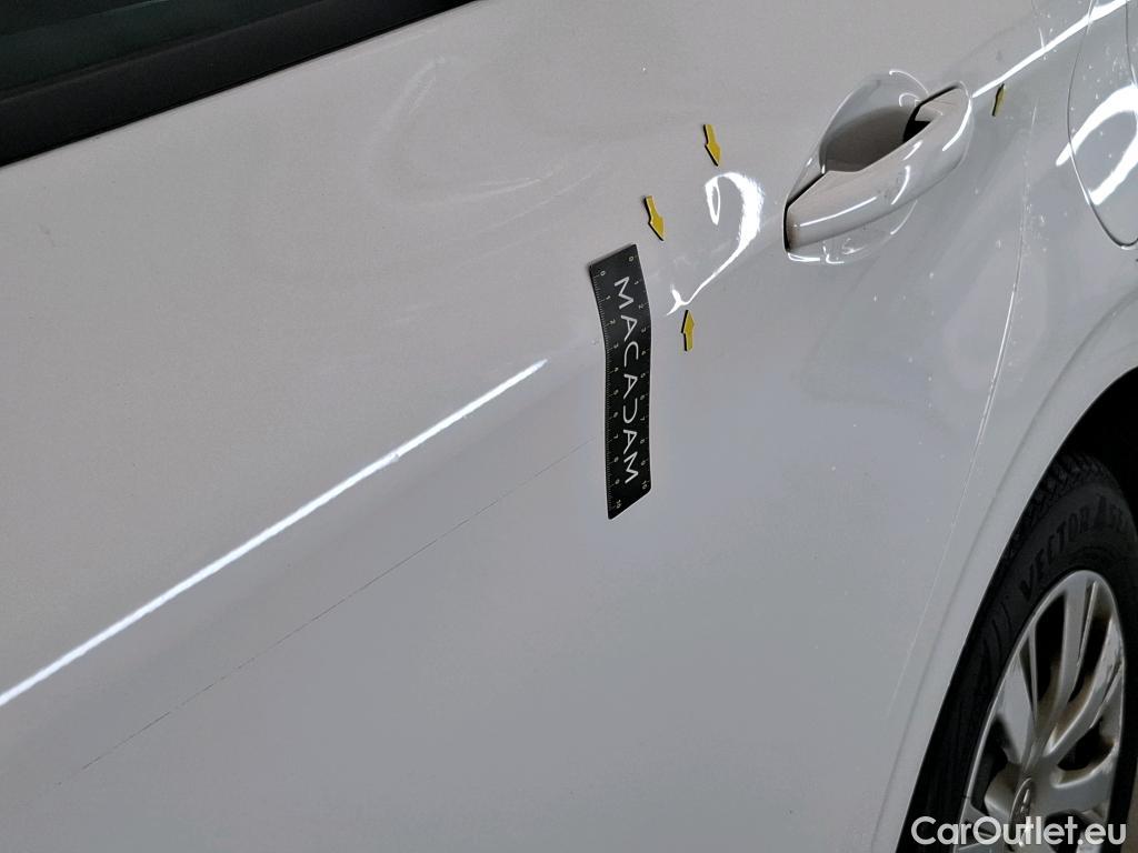  Peugeot  208  Affaire Premium Pack 1.5 HDi 100CV BVM5 E6dT #3