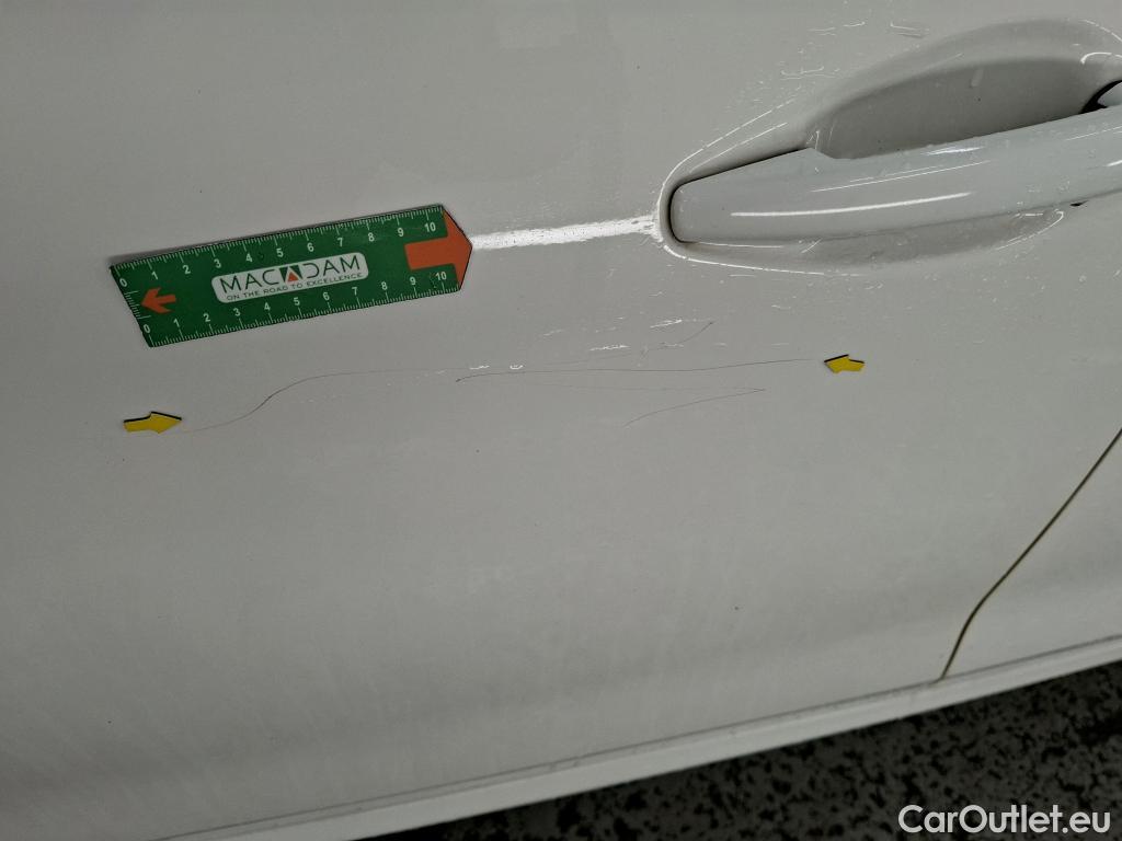  Peugeot  208  Affaire Premium Pack 1.5 HDi 100CV BVM5 E6dT #30