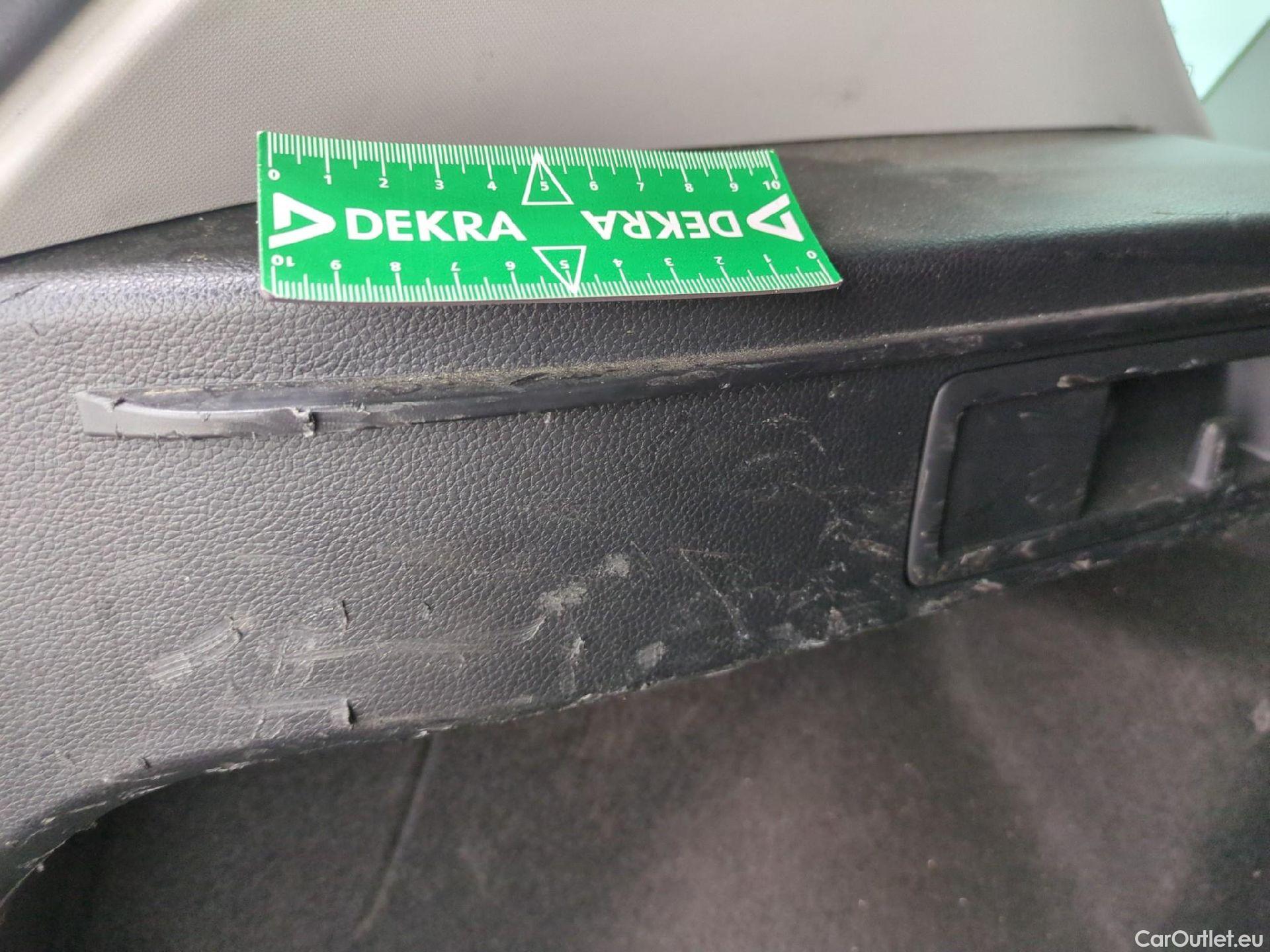  Seat  ATECA SEAT  / 2020 / 5P / SUV 1.0 TSI 115 S&S Style Business TVU #8