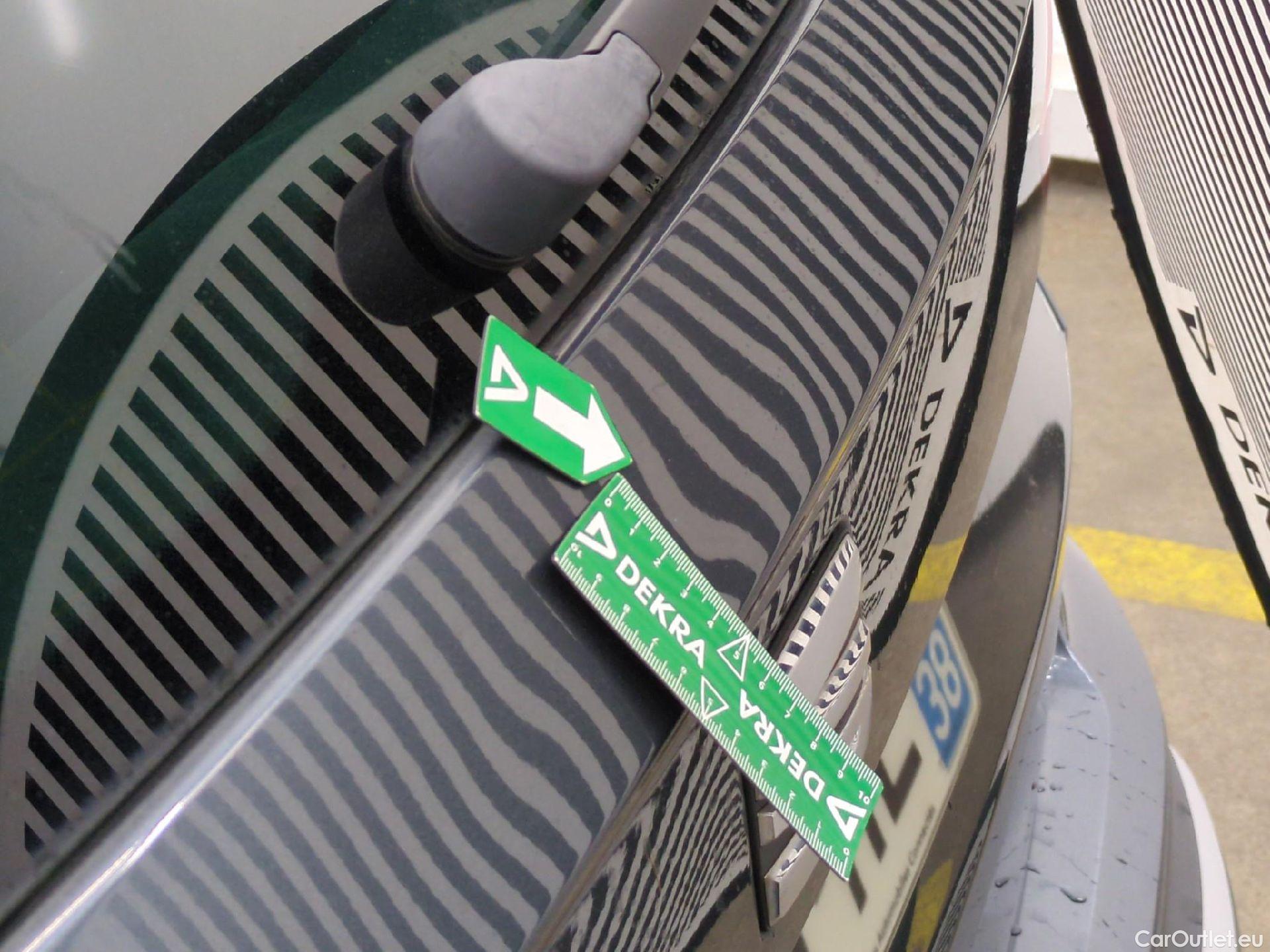  Seat  ATECA SEAT  / 2020 / 5P / SUV 1.0 TSI 115 S&S Style Business TVU #49