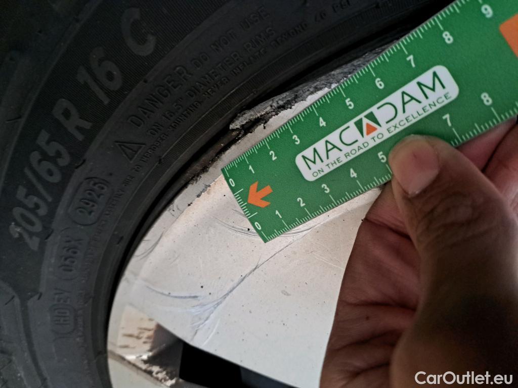  Volkswagen  Transporter VOLKSWAGEN  / 2019 / 4P / Fourgon tôlé 2.0 TDi 150 DSG7 L1H1 Business Plus #11