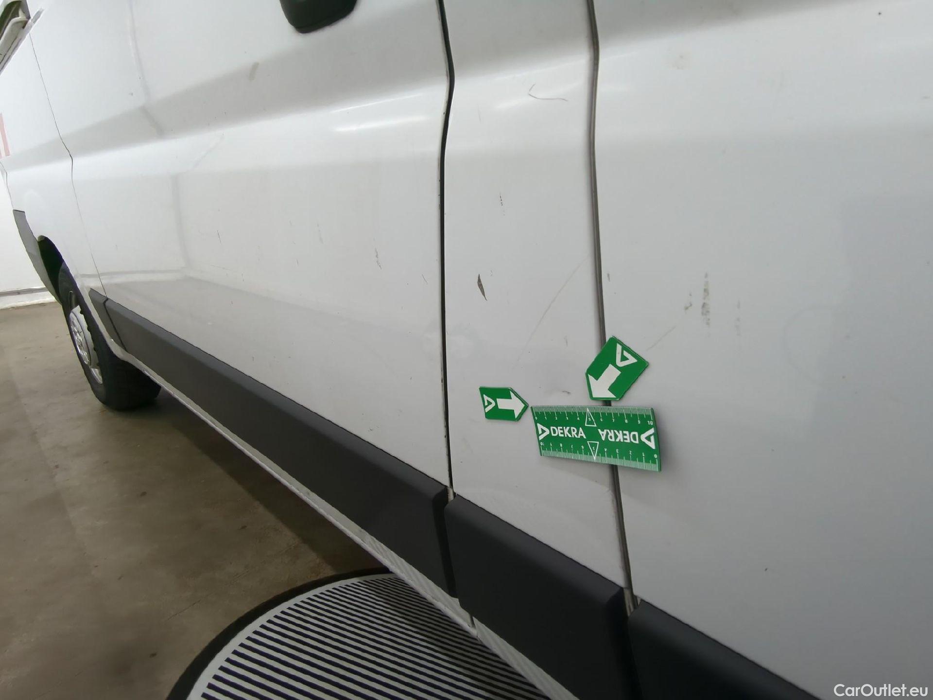  Peugeot  Boxer  Fourgon Surélevé 333 L2H2 Premium BlueHDi 120 Stop&Start 120CV BVM6 #15