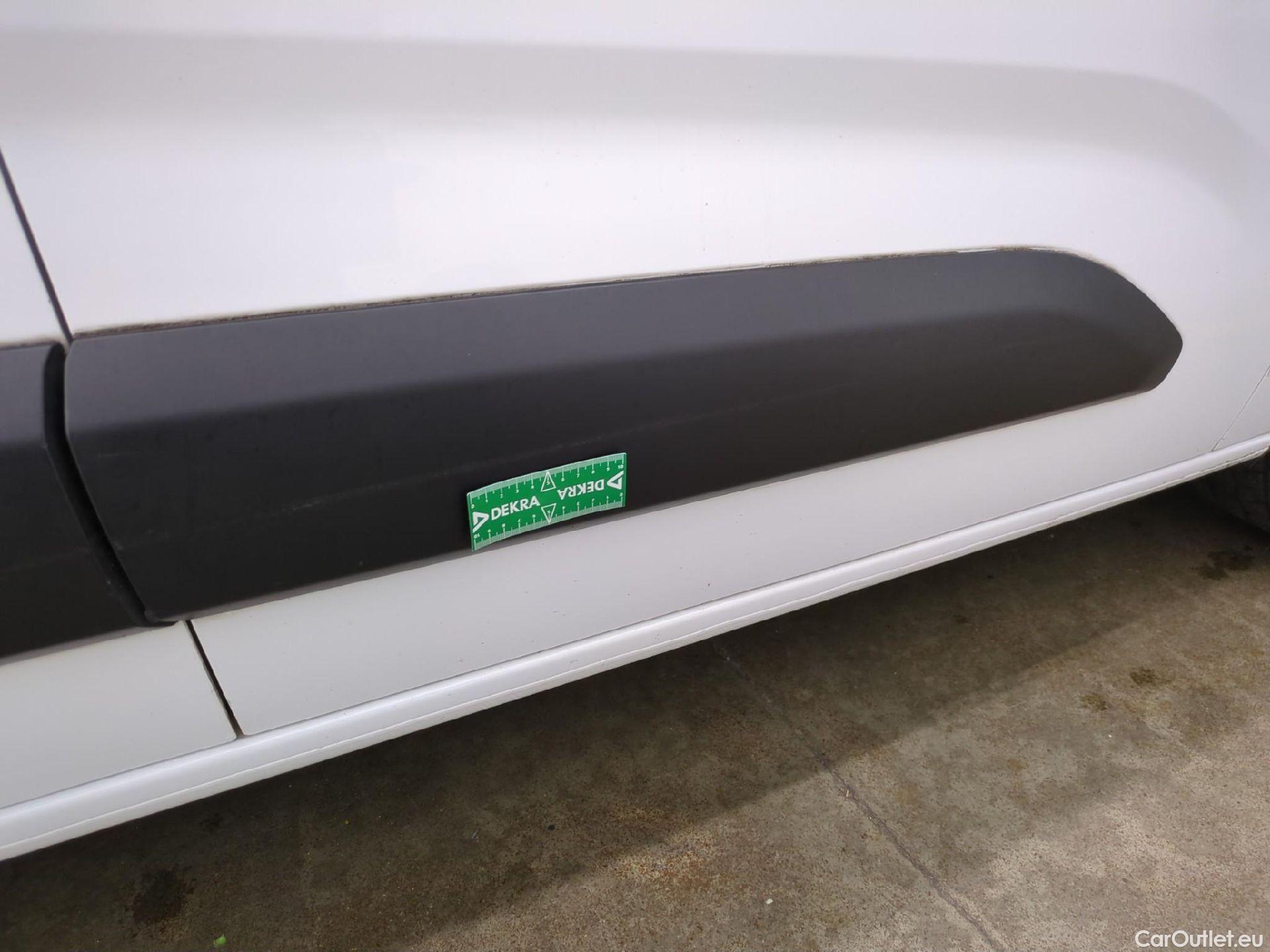  Citroen  Berlingo  Fourgon Club XL 950 1.5 BlueHDi 100CV BVM5 E6dT #26