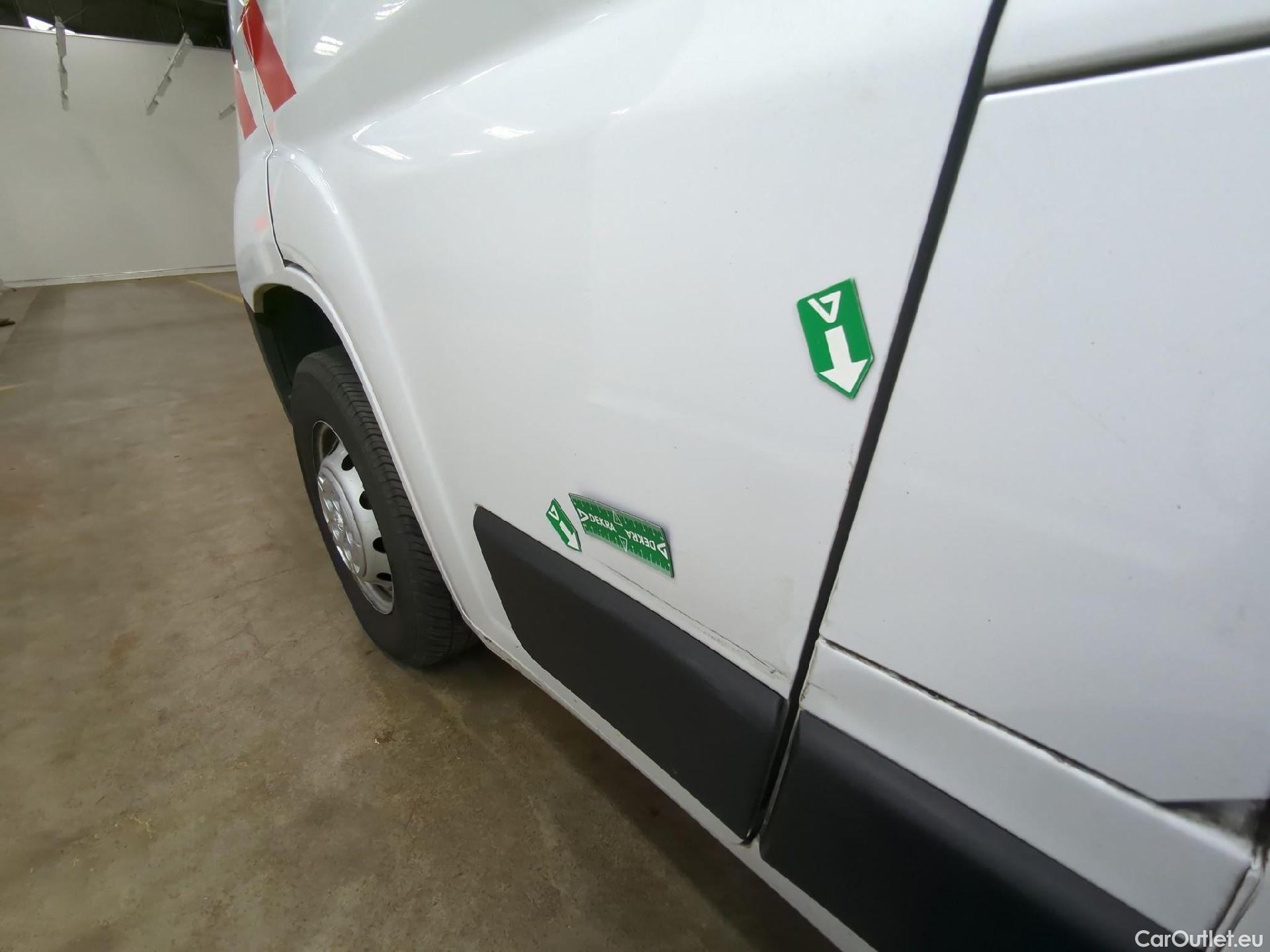  Peugeot  Boxer  Fourgon Surélevé 333 L2H2 Premium BlueHDi 120 Stop&Start 120CV BVM6 #26