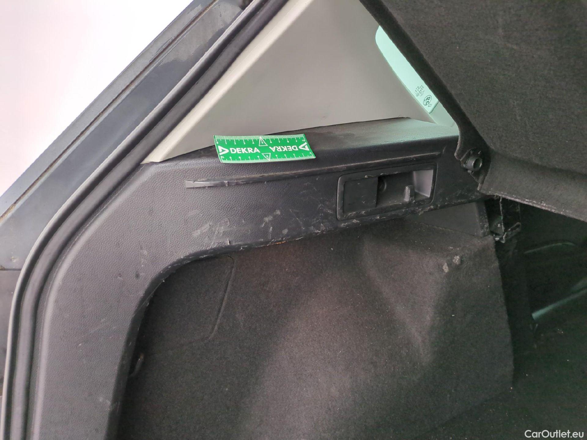  Seat  ATECA SEAT  / 2020 / 5P / SUV 1.0 TSI 115 S&S Style Business TVU #9