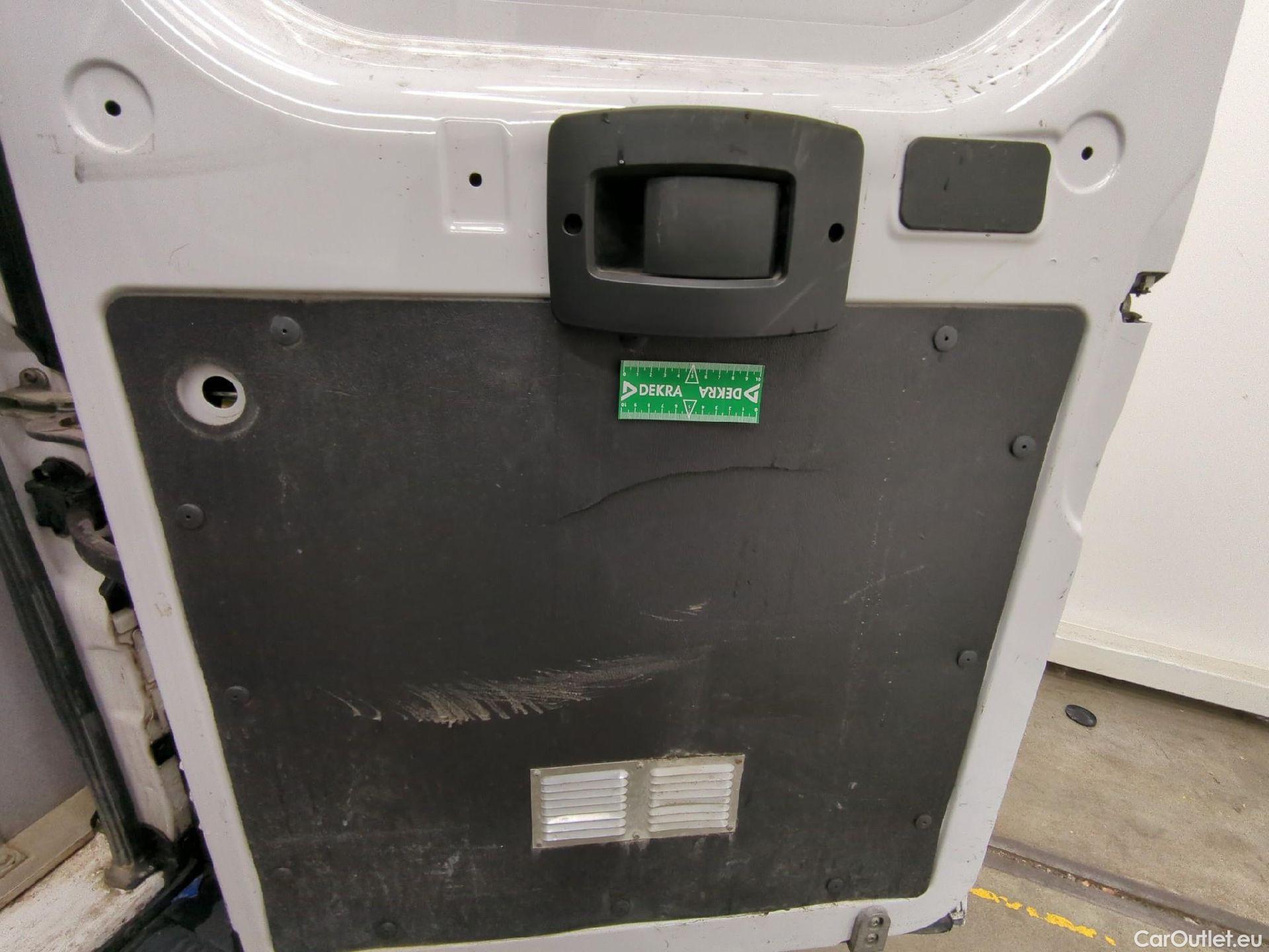  Peugeot  Boxer  Fourgon Surélevé 333 L2H2 Premium BlueHDi 120 Stop&Start 120CV BVM6 #5