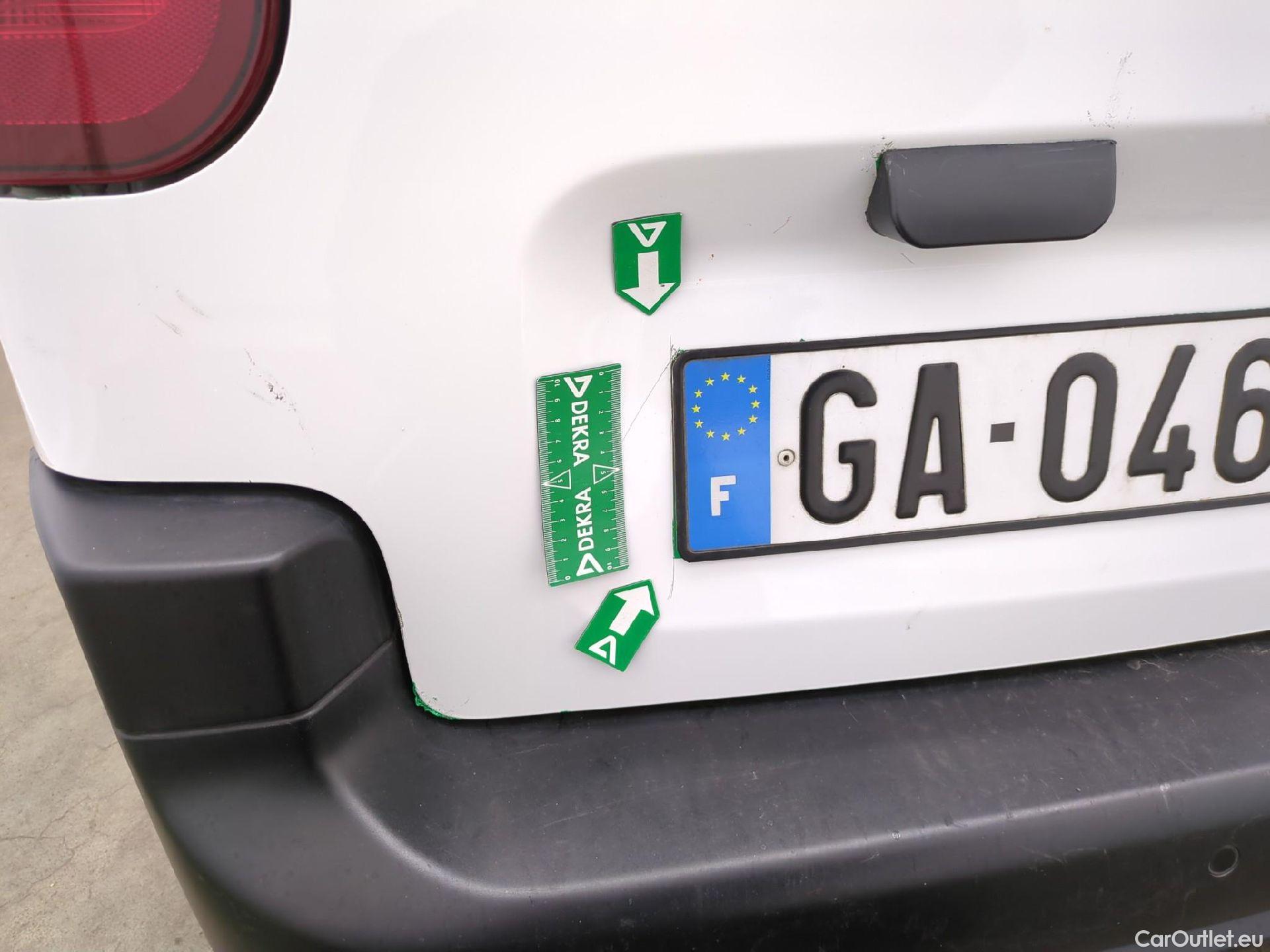  Citroen  Berlingo  Fourgon Club XL 950 1.5 BlueHDi 100CV BVM5 E6dT #20