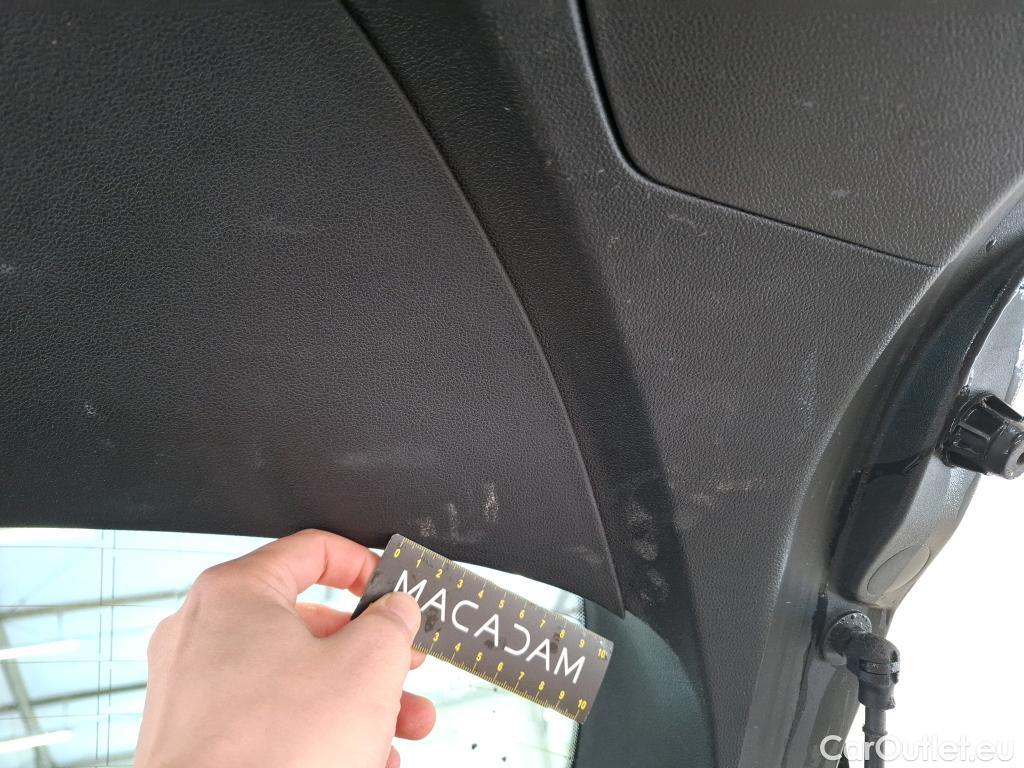  Renault  Megane  IV Berline 5pt. Société Air Nav 1.5 dCi 90CV BVM6 E6 #9