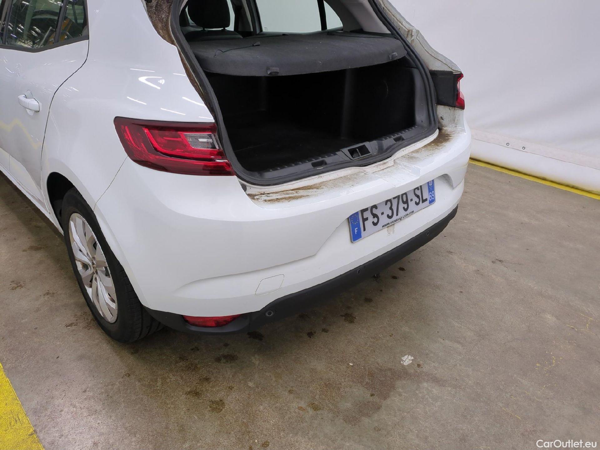  Renault  Megane  IV Berline 5pt. Société Air Nav 1.5 dCi 90CV BVM6 E6 #26