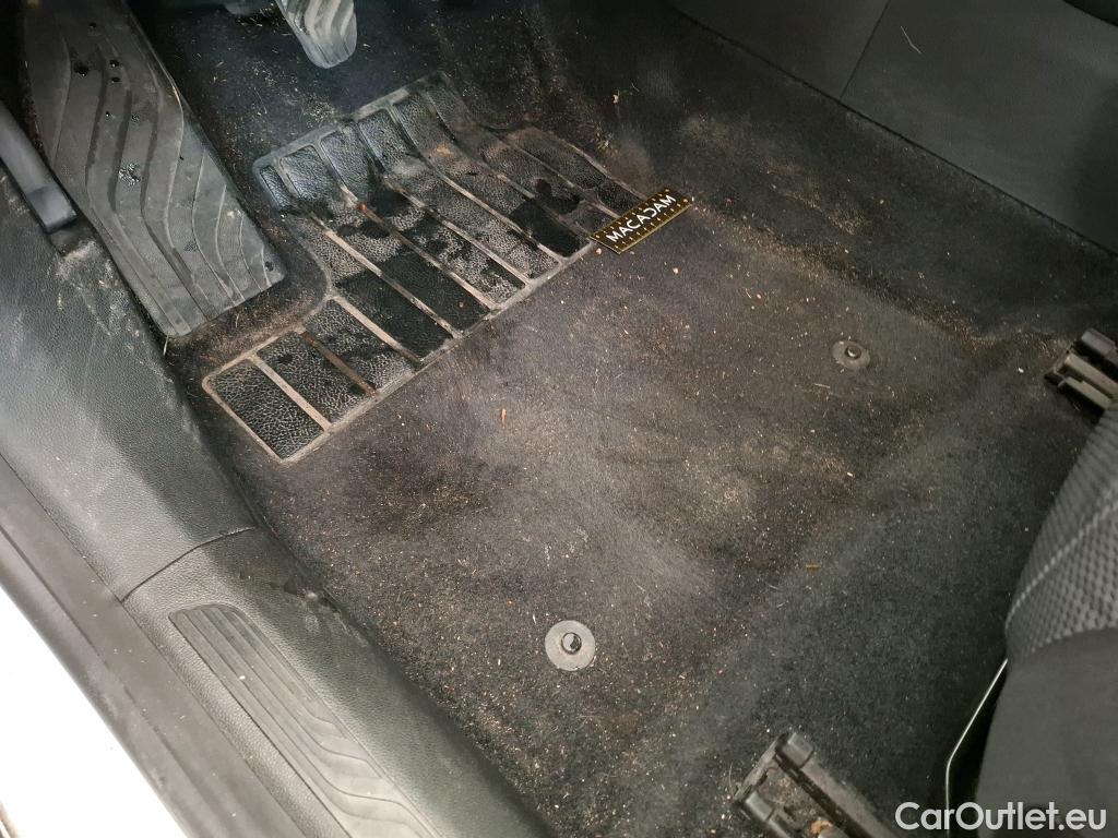  Renault  Megane  IV Berline 5pt. Société Air Nav 1.5 dCi 90CV BVM6 E6 #1