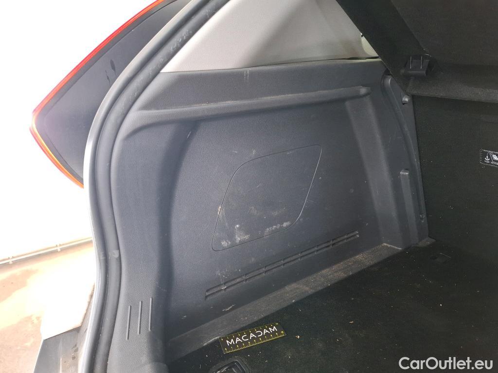  Hyundai  Bayon HYUNDAI  / 2021 / 5P / SUV 1.0 T-GDI 100 DCT- 7 HYB 48V CREATIVE #11