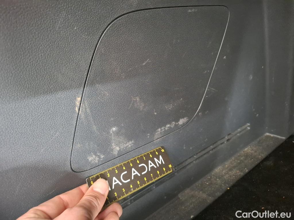  Hyundai  Bayon HYUNDAI  / 2021 / 5P / SUV 1.0 T-GDI 100 DCT- 7 HYB 48V CREATIVE #13