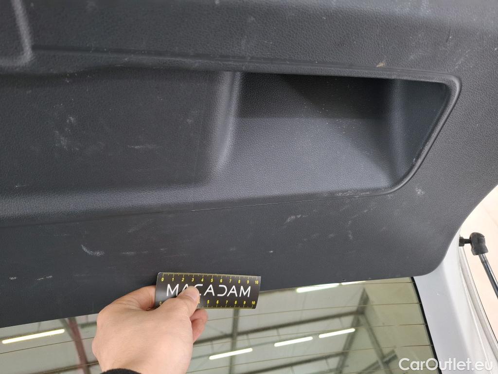  Hyundai  Bayon HYUNDAI  / 2021 / 5P / SUV 1.0 T-GDI 100 DCT- 7 HYB 48V CREATIVE #19