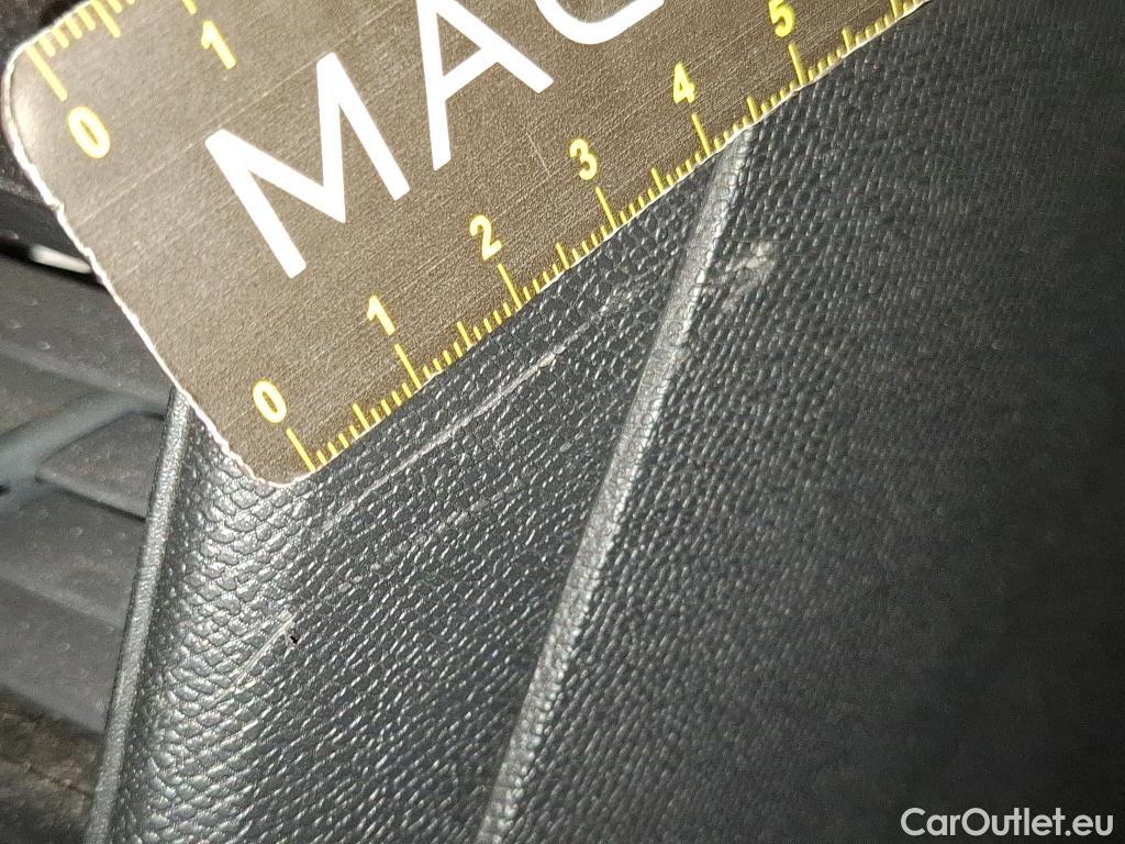  Peugeot  3008  Active Business 1.5 HDi 130CV BVA8 E6d #48