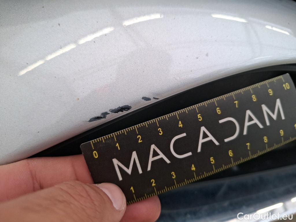  Mercedes  GLA MERCEDES-BENZ  / 2020 / 5P / SUV 1.3  200 AMG LINE DCT #12