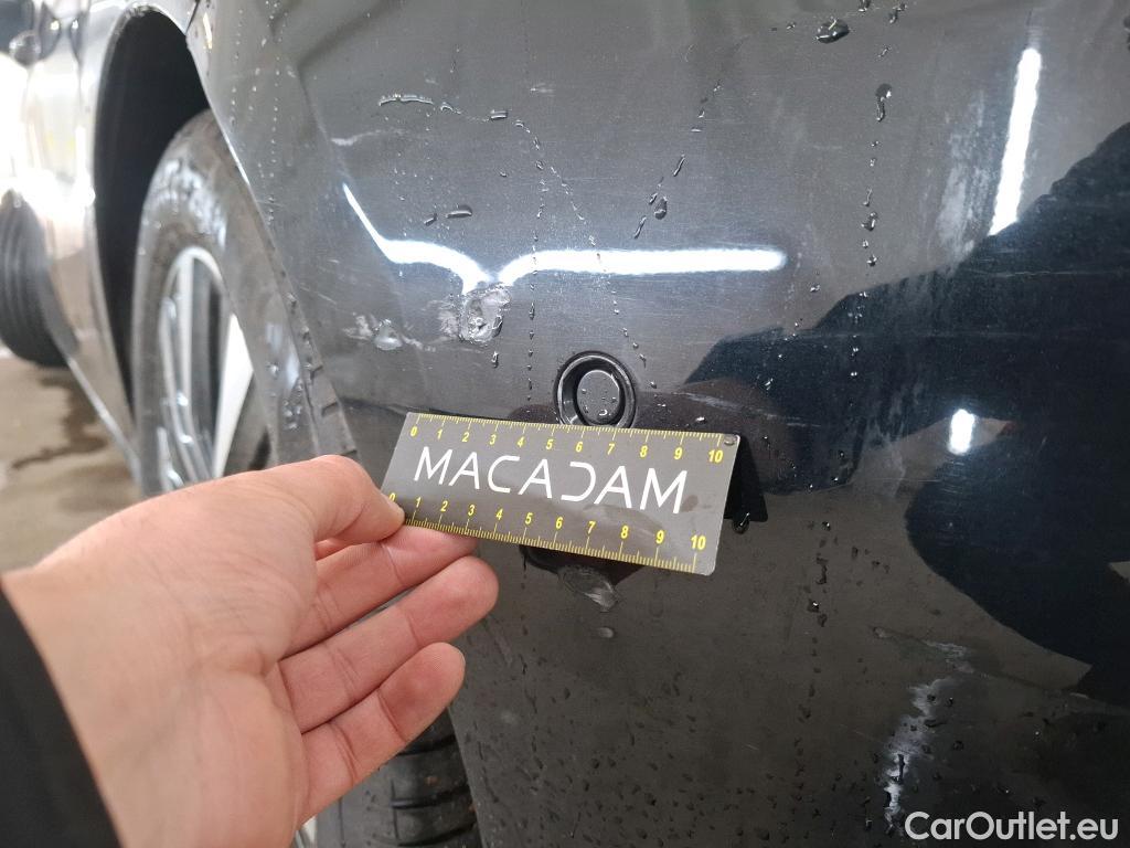  Mercedes  A-Klasse MERCEDES-BENZ Classe A Compact / 2018 / 5P / Berline A 200 d Business Line 8G-DCT #5