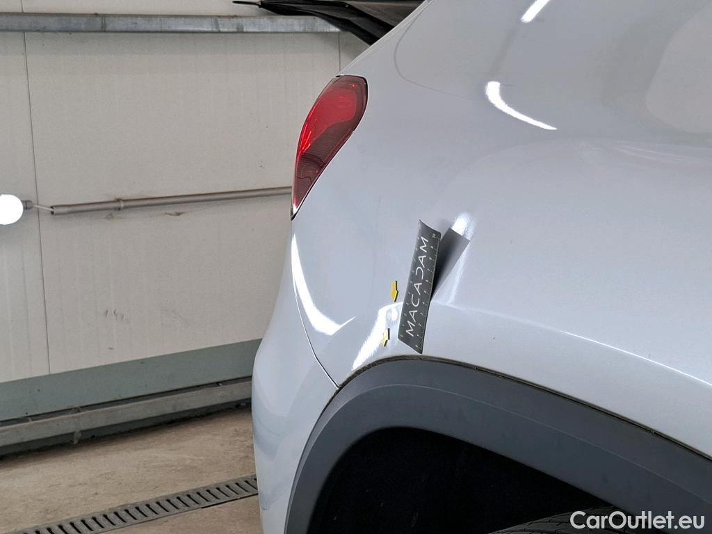  Mercedes  GLA MERCEDES-BENZ  / 2020 / 5P / SUV 1.3  200 AMG LINE DCT #3