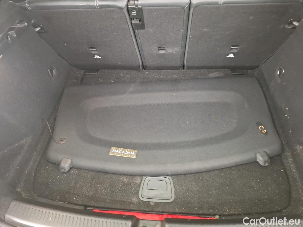  Mercedes  A-Klasse MERCEDES-BENZ Classe A Compact / 2018 / 5P / Berline A 200 d Business Line 8G-DCT #17