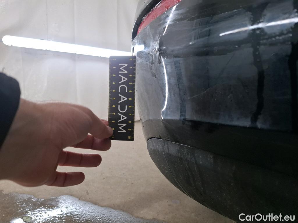  Mercedes  A-Klasse MERCEDES-BENZ Classe A Compact / 2018 / 5P / Berline A 200 d Business Line 8G-DCT #2