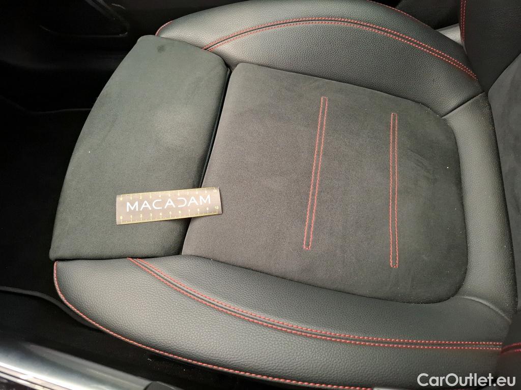  Mercedes  GLA MERCEDES-BENZ  / 2020 / 5P / SUV 1.3  200 AMG LINE DCT #5