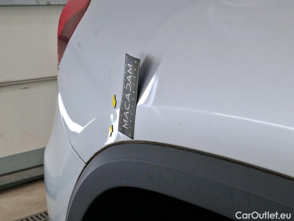  Mercedes  GLA MERCEDES-BENZ  / 2020 / 5P / SUV 1.3  200 AMG LINE DCT #2