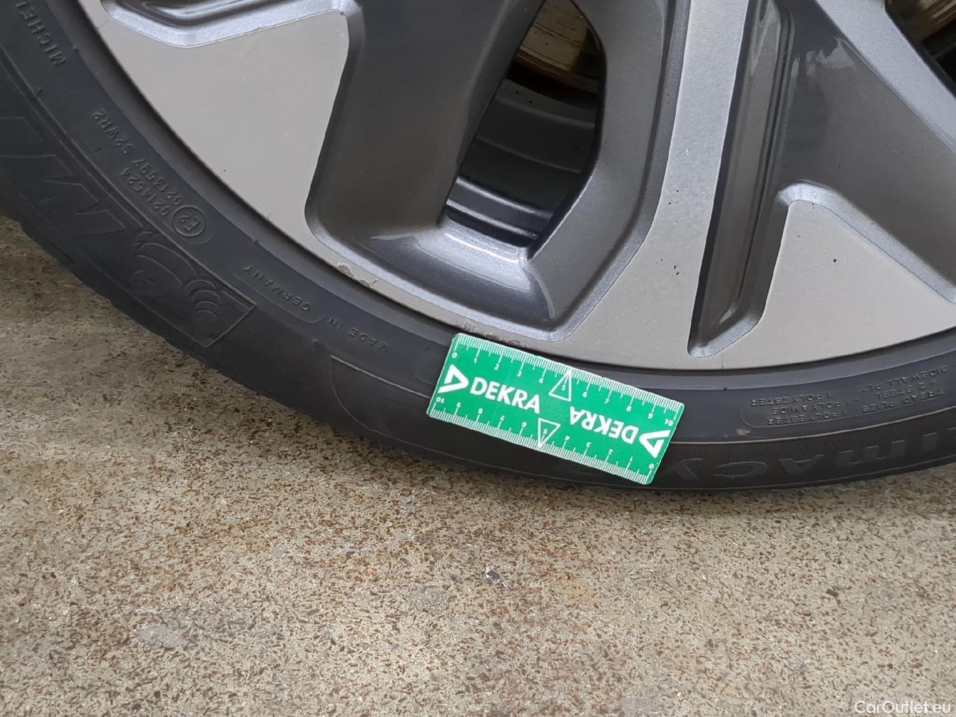  KIA  Niro  e- Premium 64kWh BVA #14