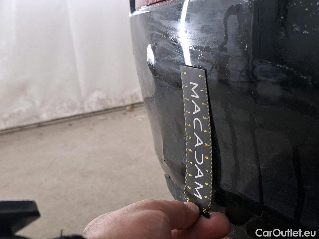  Mercedes  A-Klasse MERCEDES-BENZ Classe A Compact / 2018 / 5P / Berline A 200 d Business Line 8G-DCT #3