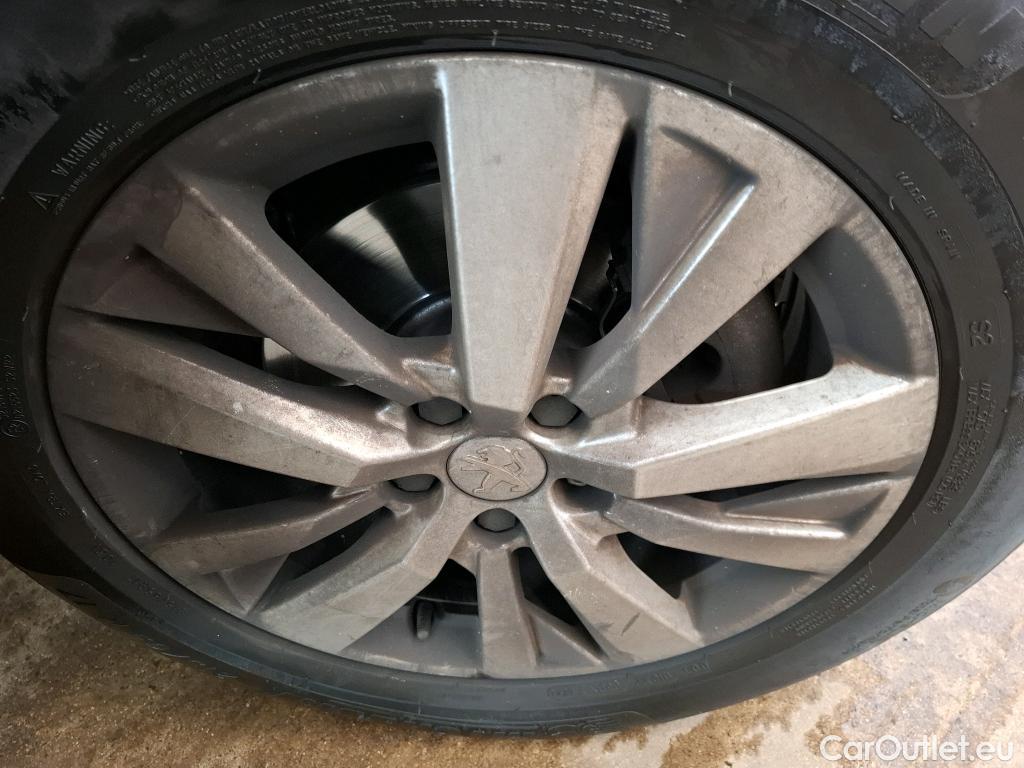  Peugeot  5008  Active Business 1.2 PureTech 130CV BVA8 E6d #30