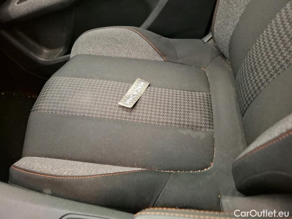  Peugeot  5008  Active Business 1.2 PureTech 130CV BVA8 E6d #26