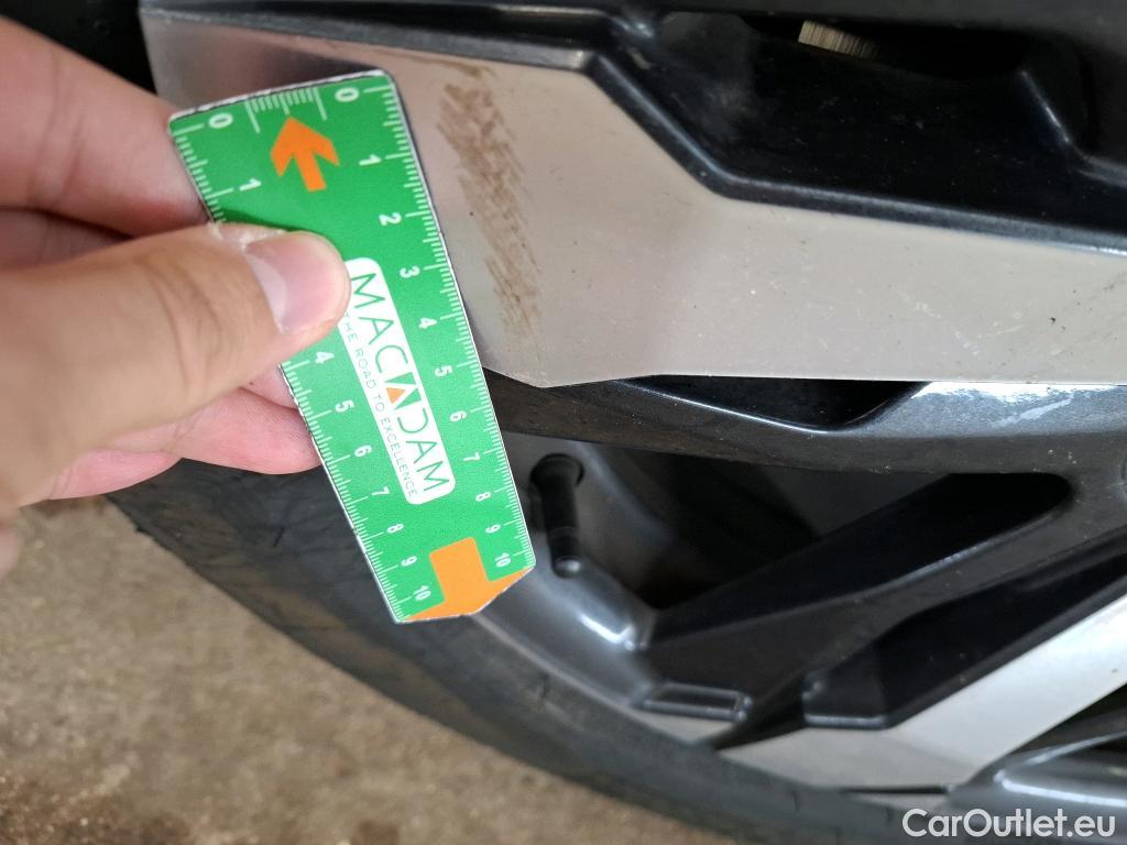  Peugeot  5008  Active Business 1.2 PureTech 130CV BVA8 7 Sieges E6d #34