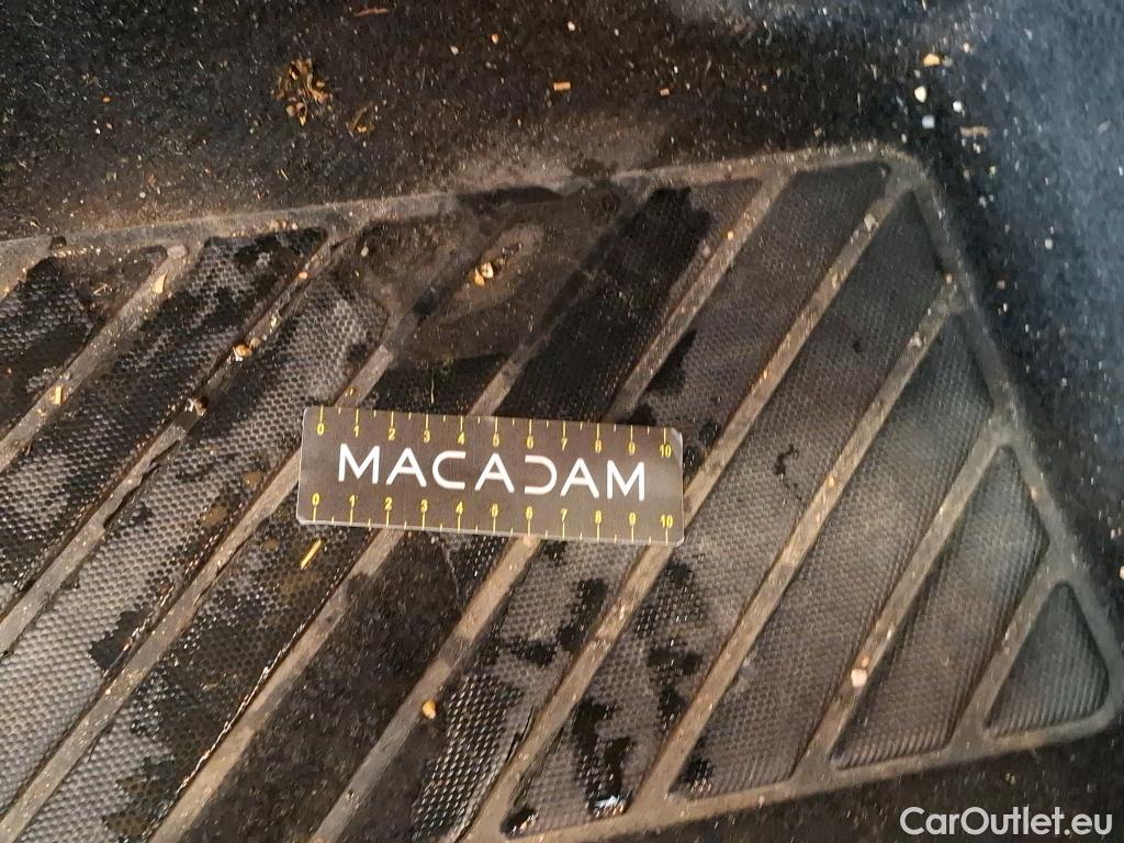  Peugeot  5008  Active Business 1.2 PureTech 130CV BVA8 E6d #17