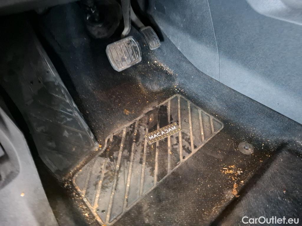  Peugeot  5008  Active Business 1.2 PureTech 130CV BVA8 E6d #16