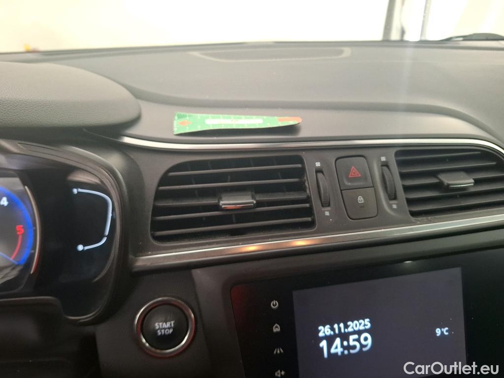  Renault  Kadjar RENAULT  / 2018 / 5P / Crossover Evolution dCi 115 EDC #1