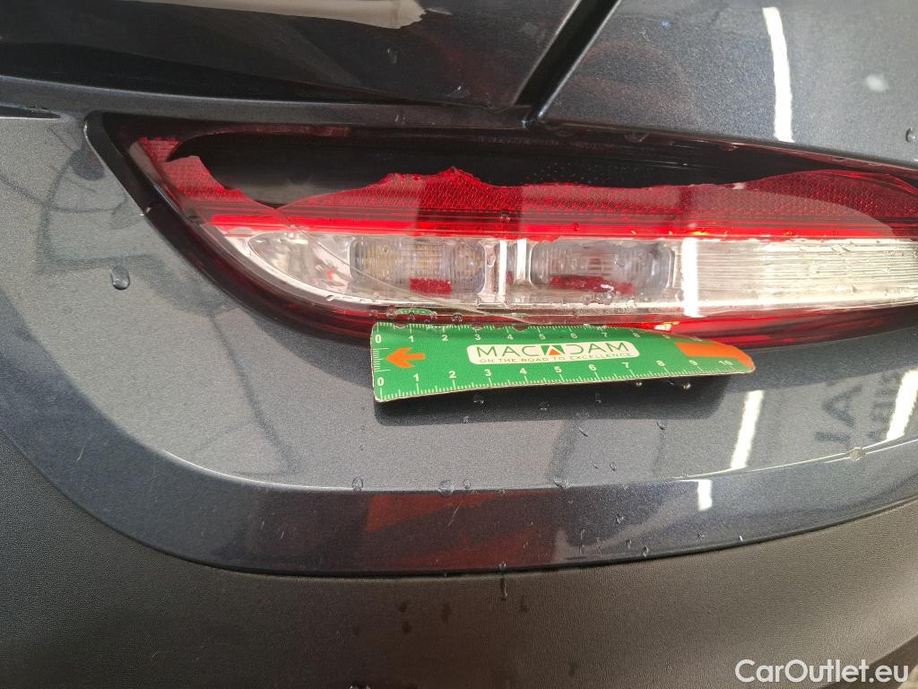  Renault  Kadjar RENAULT  / 2018 / 5P / Crossover Evolution dCi 115 EDC #10