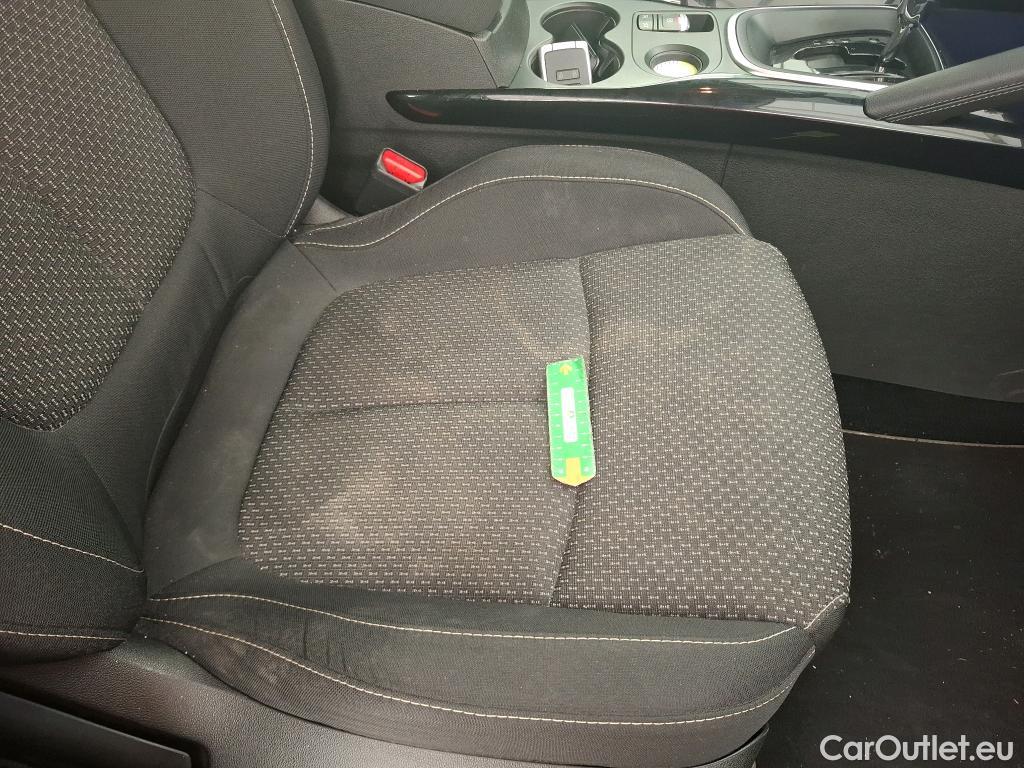  Renault  Kadjar RENAULT  / 2018 / 5P / Crossover Evolution dCi 115 EDC #19