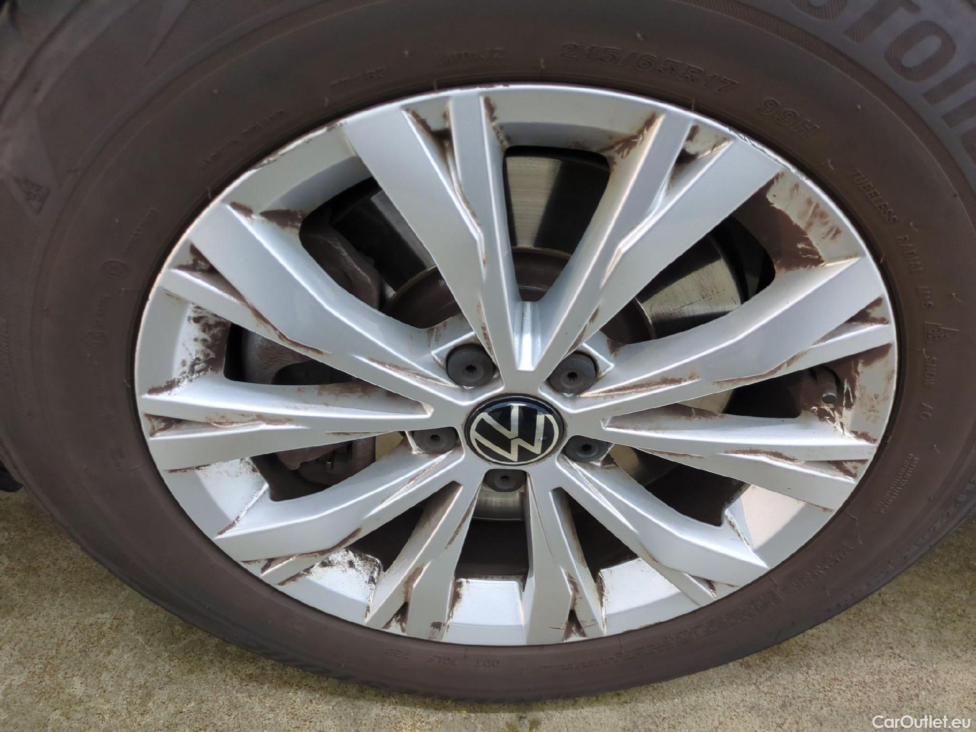  Volkswagen  Tiguan VOLKSWAGEN  / 2020 / 5P / SUV 1.4 eHybrid 245 DSG6 Life Business #9