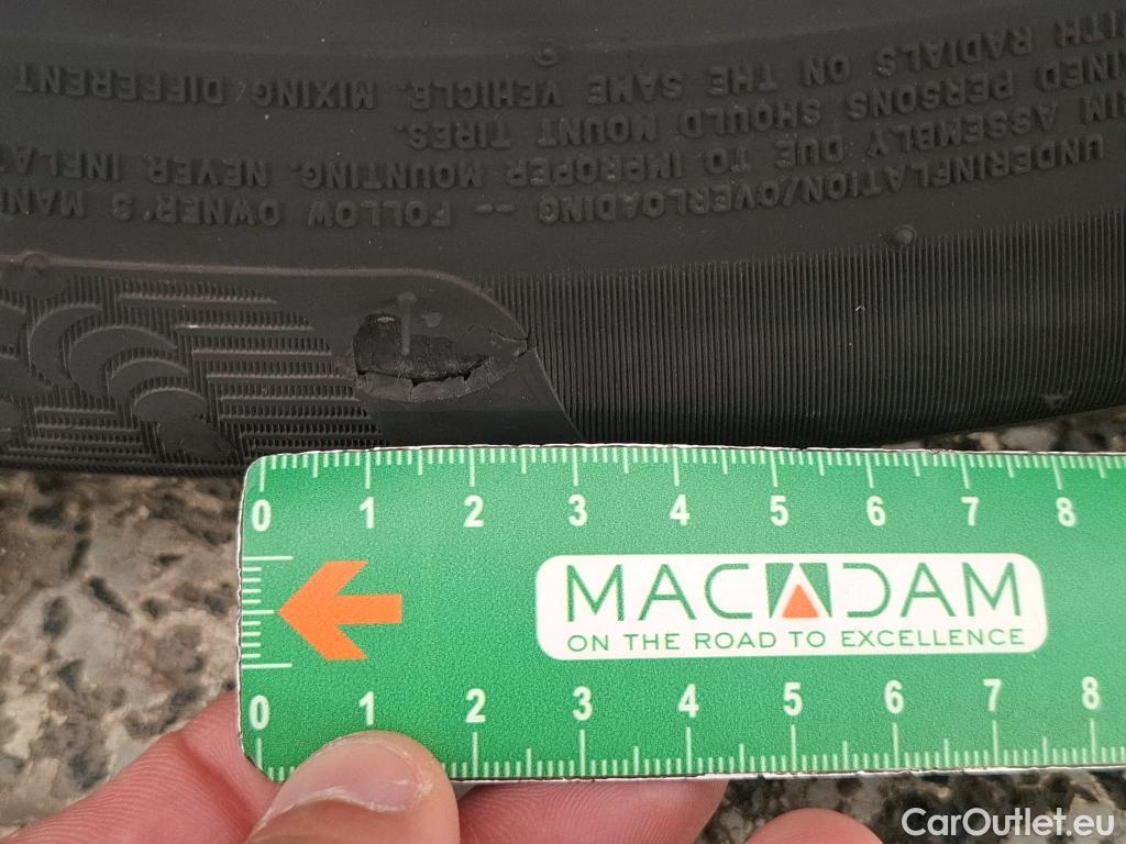  Volkswagen  T-CROSS VOLKSWAGEN  / 2018 / 5P / SUV 1.0 TSI 110ch DSG R-Line(SP) #2