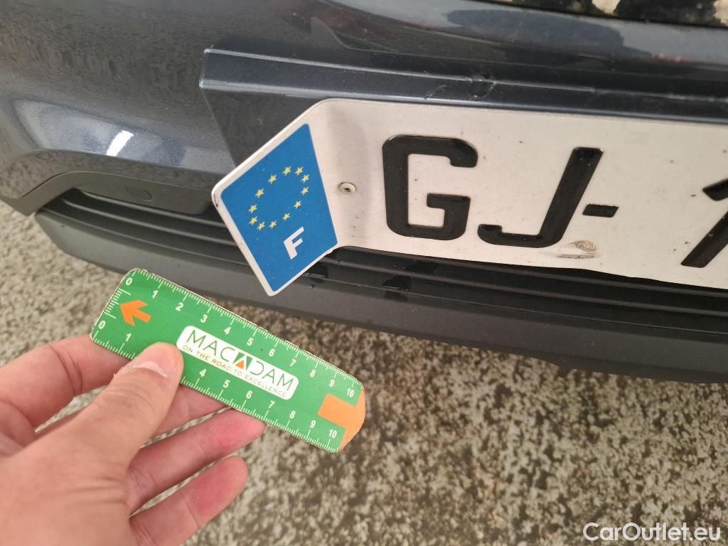  Renault  Kadjar RENAULT  / 2018 / 5P / Crossover Evolution dCi 115 EDC #23