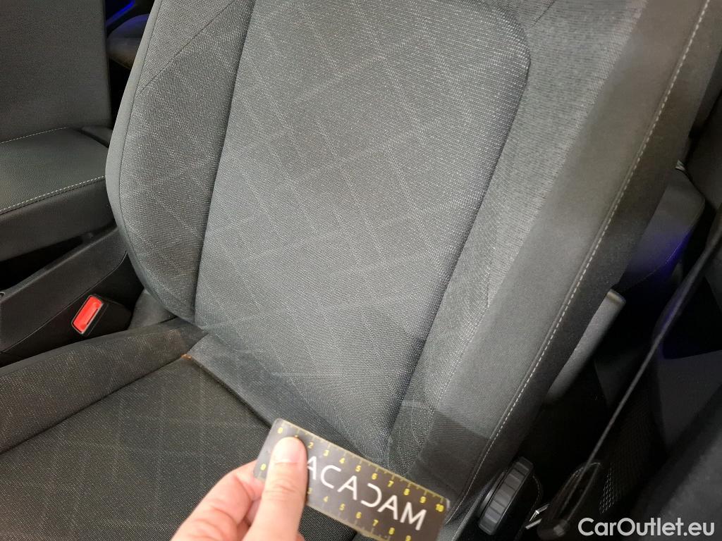  Volkswagen  Golf  VOLKSWAGEN / 2020 / 5P / Berline 2.0 TDI SCR 115 LIFE BUSINESS #13