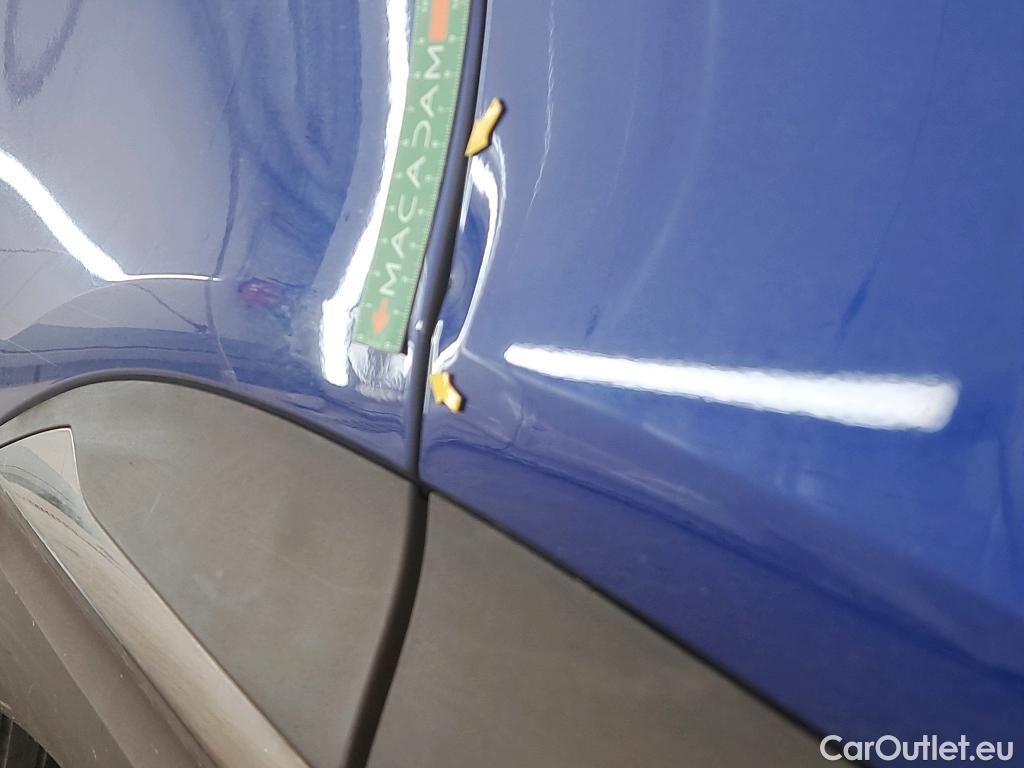  Renault  Kadjar RENAULT  / 2018 / 5P / Crossover Business TCe 140 EDC FAP - 21 #16