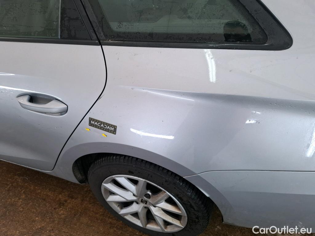  Seat  Leon SEAT  Sportstourer / 2020 / 5P / Break 2.0 TDI 150 DSG S&S Style Business #1