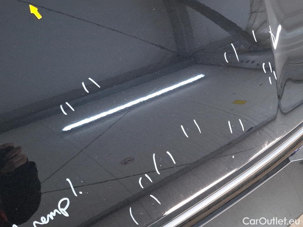  Volkswagen  Golf  VOLKSWAGEN / 2020 / 5P / Berline 2.0 TDI SCR 115 LIFE BUSINESS #4