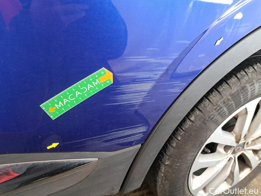  Renault  Kadjar RENAULT  / 2018 / 5P / Crossover Business TCe 140 EDC FAP - 21 #27