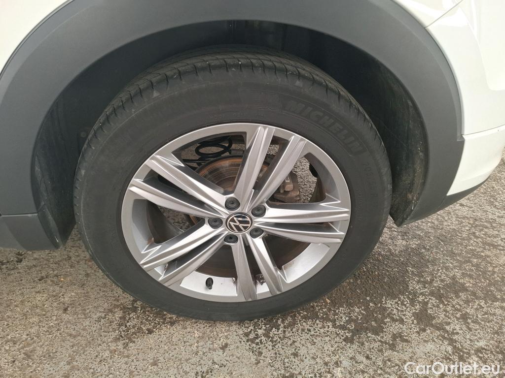  Volkswagen  T-CROSS VOLKSWAGEN  / 2018 / 5P / SUV 1.0 TSI 110ch DSG R-Line(SP) #1