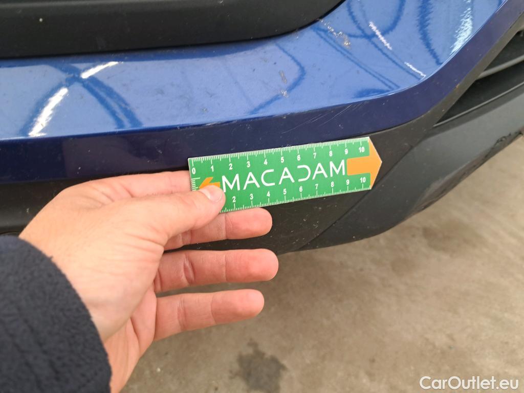  Renault  Kadjar RENAULT  / 2018 / 5P / Crossover Business TCe 140 EDC FAP - 21 #34