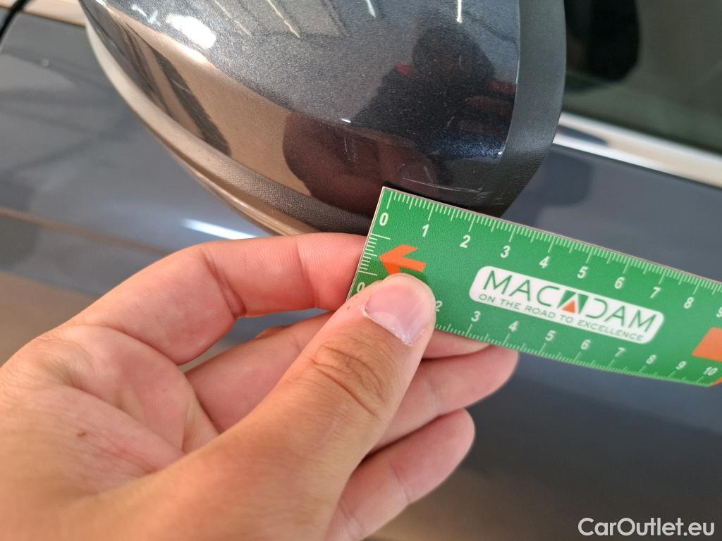  Renault  Megane  IV Estate Business 1.3 TCe 140CV BVA7 E6d / VO RECONDITIONNE - PHOTOS AVANT RECONDITIONNEMENT #10